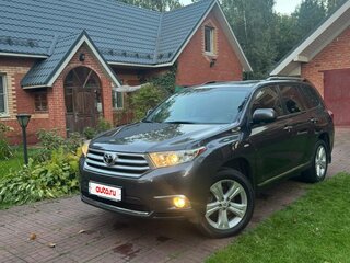 2011 Toyota Highlander II (XU40) Рестайлинг, серый, 2450000 рублей, вид 1
