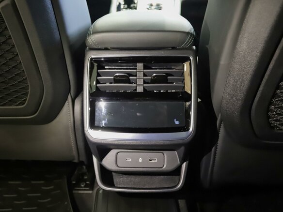 2026 Geely Monjaro I Рестайлинг, зелёный - вид 15