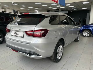 2026 Lada (ВАЗ) Vesta SW I Рестайлинг (NG), серебристый, 1885000 рублей, вид 2