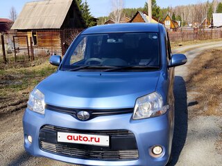 2013 Toyota Sienta I Рестайлинг 2, голубой, 860000 рублей, вид 1