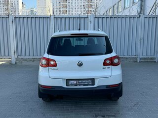 2010 Volkswagen Tiguan I, белый, 1350000 рублей, вид 5