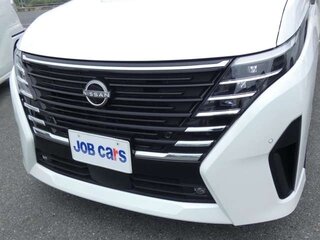 2023 Nissan Serena VI (C28), белый, 2270300 рублей, вид 3