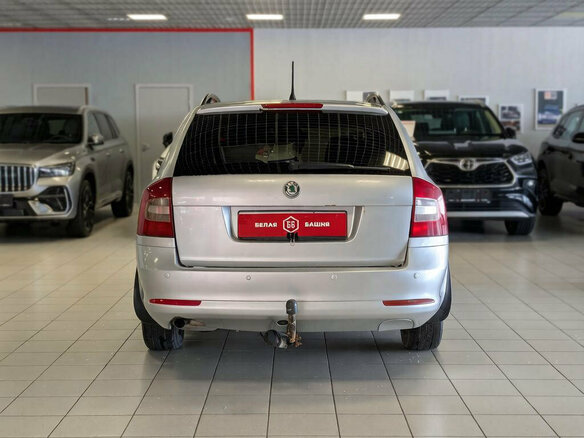 2012 Skoda Octavia II (A5) Рестайлинг, серый, 609900 рублей - вид 6