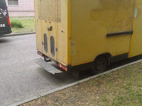 1994 Mercedes-Benz T1, жёлтый, 570000 рублей, вид 3