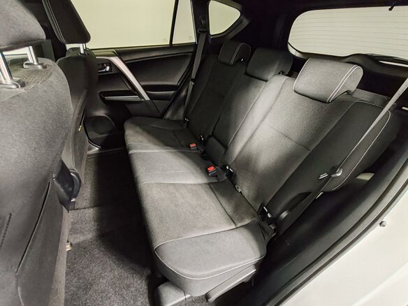 2019 Toyota RAV4 IV (XA40) Рестайлинг, белый - вид 21