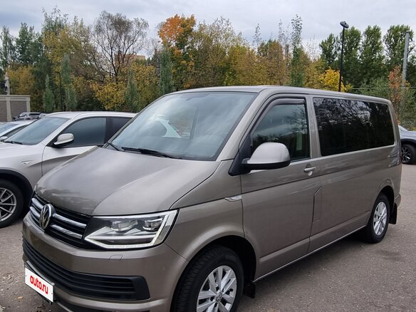 2016 Volkswagen Multivan T6, бежевый, 4950000 рублей