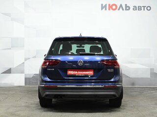 2017 Volkswagen Tiguan II, синий, 2290000 рублей, вид 5