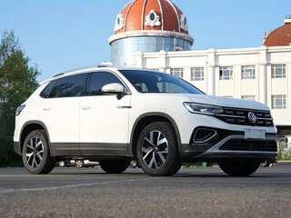 2023 Volkswagen Tayron I Рестайлинг, белый, 1799100 рублей, вид 3