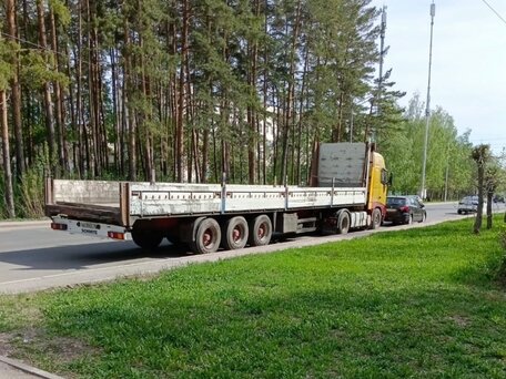 1999 Volvo FH, золотистый, 1150000 рублей, вид 1
