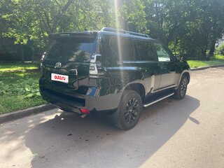 2021 Toyota Land Cruiser Prado 150 Series Рестайлинг 3, чёрный, 7200000 рублей, вид 4