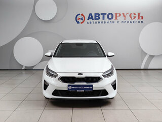 2018 Kia Ceed III, белый, 1667000 рублей, вид 3