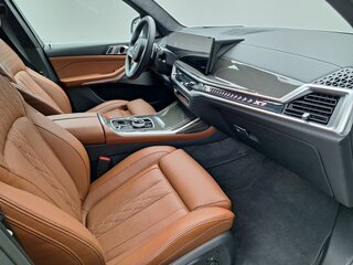 2026 BMW X7 40i I (G07) Рестайлинг, белый, 16799000 рублей, вид 4