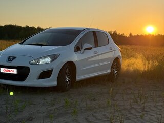 2011 Peugeot 308 I Рестайлинг, белый, 480000 рублей, вид 1