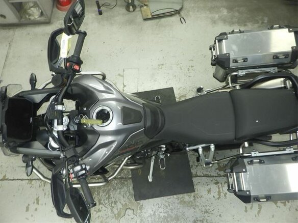 2025 Triumph Tiger 900, серый, 1300000 рублей - вид 12