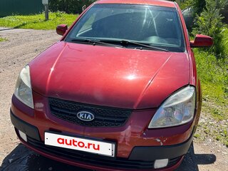 2009 Kia Rio II, красный, 400000 рублей, вид 2