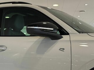 2026 Volkswagen Tiguan L Pro III (China Market), серый, 4990000 рублей, вид 5