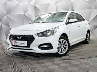 2017 Hyundai Solaris II, белый, 896000 рублей, вид 1
