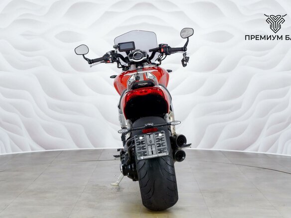 2021 Triumph Rocket III, красный, 1949000 рублей - вид 6