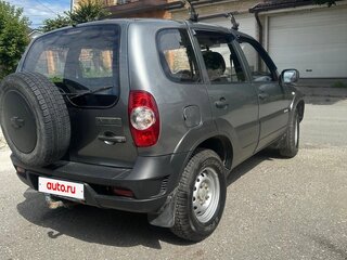 2011 Chevrolet Niva I Рестайлинг, серый, 500000 рублей, вид 4