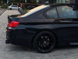 2014 BMW 5 серии 520d VI (F10/F11/F07) Рестайлинг, чёрный, 2200000 рублей, вид 5