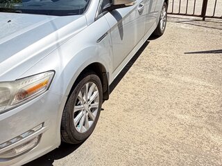 2011 Ford Mondeo IV Рестайлинг, серебристый, 780000 рублей, вид 3