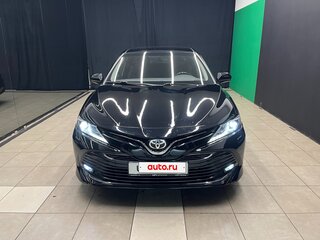 2019 Toyota Camry VIII (XV70), чёрный, 2600000 рублей, вид 2