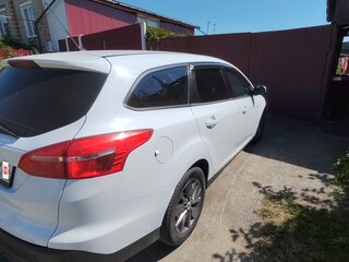 2015 Ford Focus III Рестайлинг, белый, 750000 рублей, вид 3