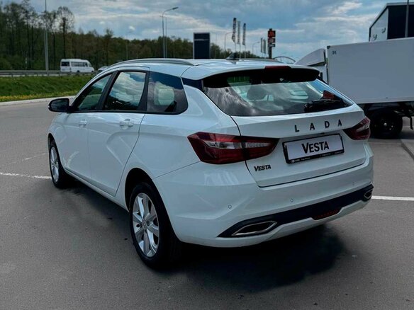 2026 Lada (ВАЗ) Vesta SW I Рестайлинг (NG), белый - вид 3