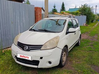 2011 Nissan Note I Рестайлинг, белый, 520000 рублей, вид 1