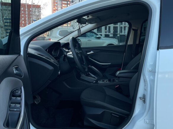 2013 Ford Focus III, белый - вид 18