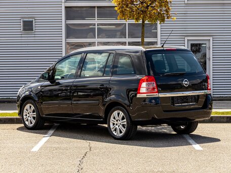 2013 Opel Zafira B Рестайлинг, чёрный, 995000 рублей, вид 4