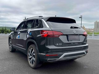 2022 Volkswagen Tayron I, чёрный, 2080000 рублей, вид 4