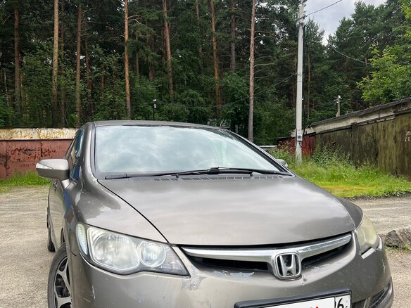2008 Honda Civic VIII Рестайлинг, серый, 600000 рублей - вид 3
