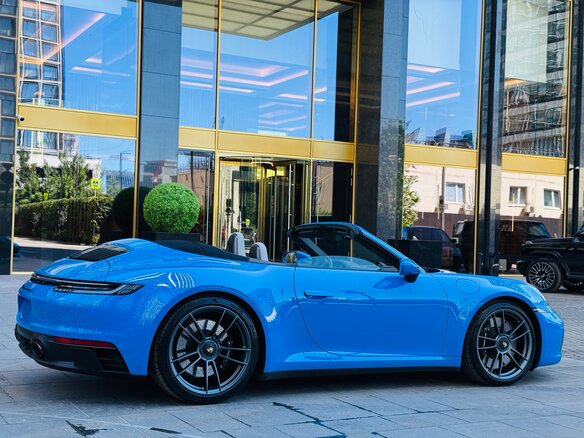 2022 Porsche 911 Carrera 4 GTS VIII (992), синий - вид 2
