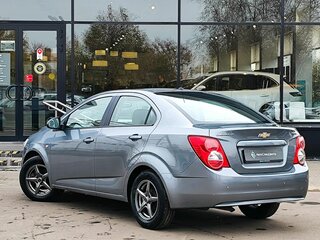 2013 Chevrolet Aveo II, серый, 729000 рублей, вид 4
