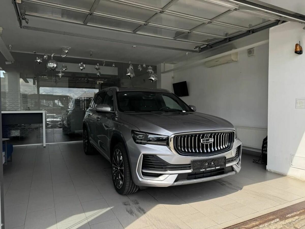 Открыть фотографии: Geely Monjaro I Рестайлинг
