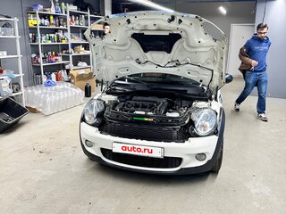 2008 Mini Hatch Cooper S II (R56), белый, 1100000 рублей, вид 5