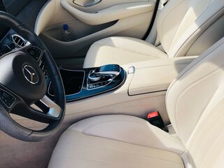 2017 Mercedes-Benz E-Класс 400 V (W213, S213, C238), белый, 4054000 рублей, вид 2