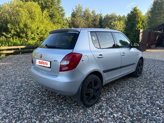 2011 Skoda Fabia II Рестайлинг, серебристый, 625000 рублей, вид 4