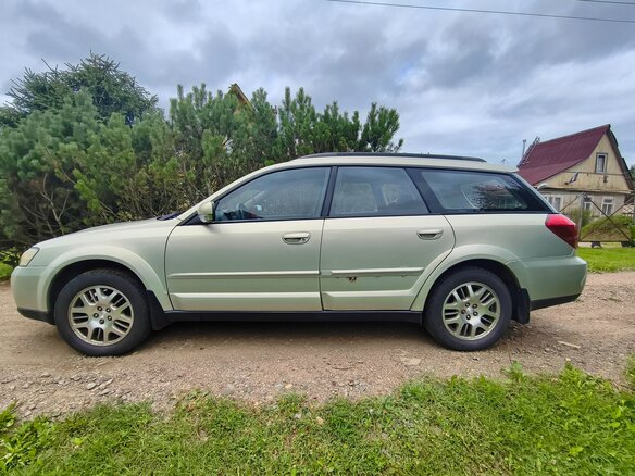 2004 Subaru Legacy IV, золотистый, 590000 рублей - вид 2