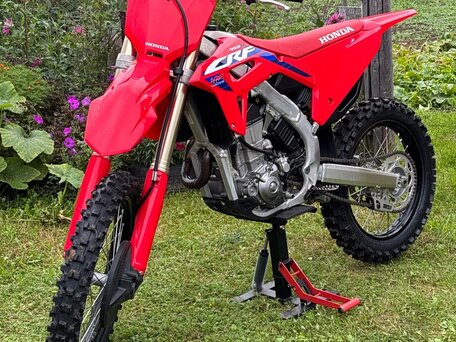 2023 Honda CRF 450R, красный, 650000 рублей, вид 3