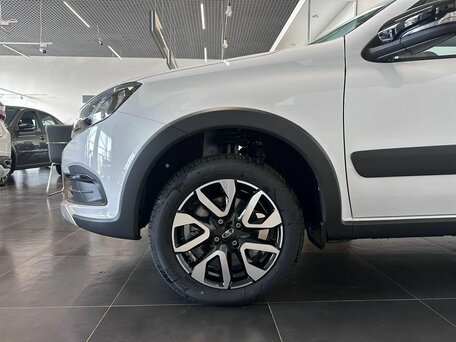 2026 Lada (ВАЗ) Granta Cross I Рестайлинг, белый, 1196000 рублей, вид 3