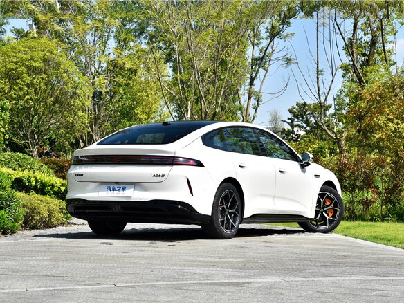 2026 Changan Qiyuan A06 28.39 kWh, белый, 2970000 рублей - вид 6