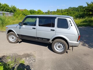 2016 Lada (ВАЗ) 2131 (4x4) Urban I, серебристый, 510000 рублей, вид 4