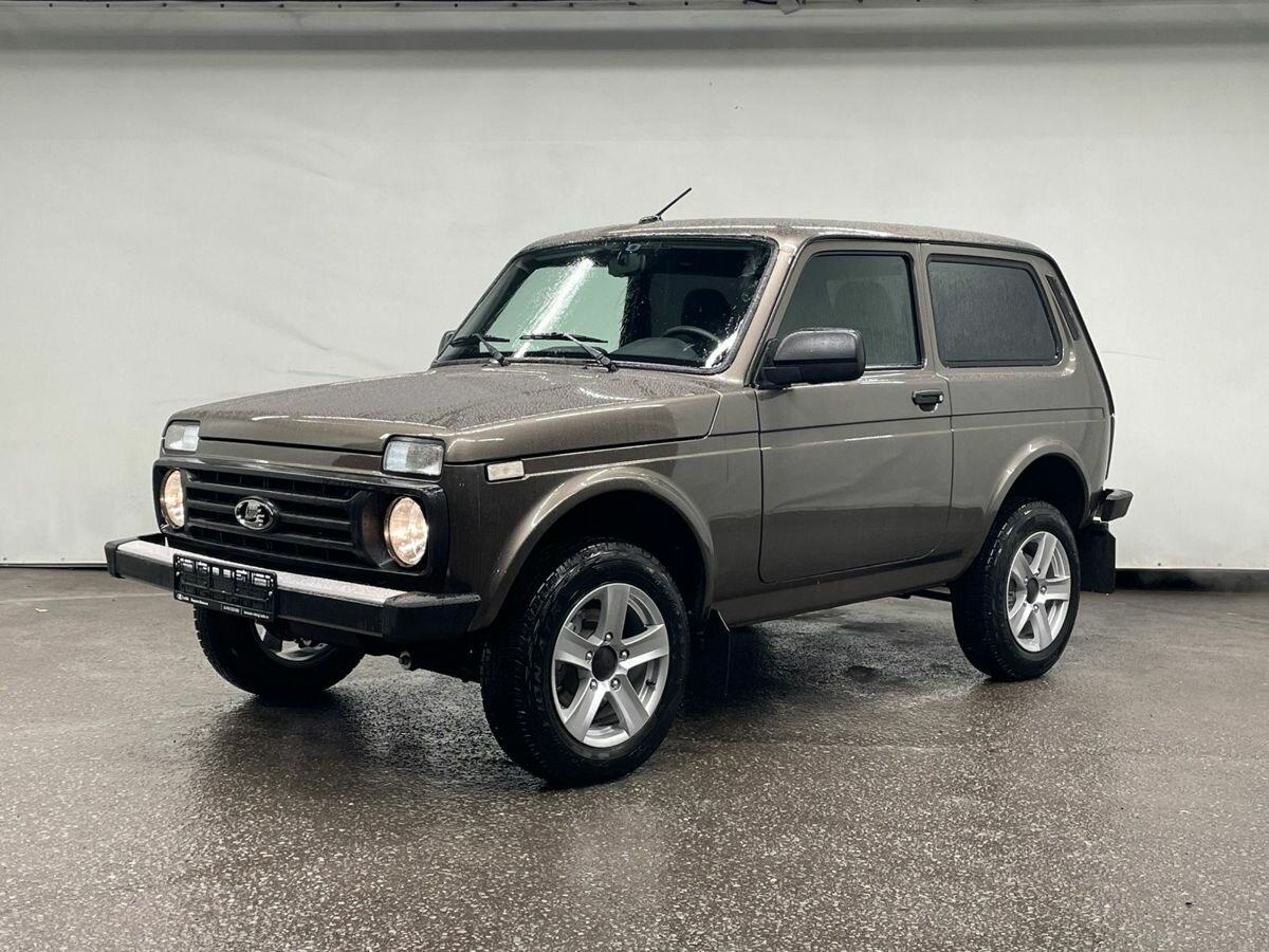 Открыть фотографии: Lada (ВАЗ) Niva Legend I