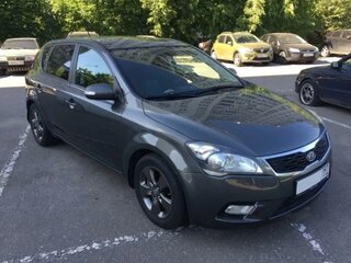 2010 Kia Ceed I Рестайлинг, серый, 600000 рублей, вид 1