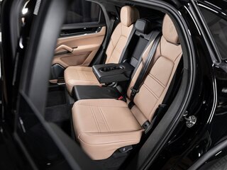 2025 Porsche Cayenne Coupé III Рестайлинг, чёрный, 23390400 рублей, вид 4