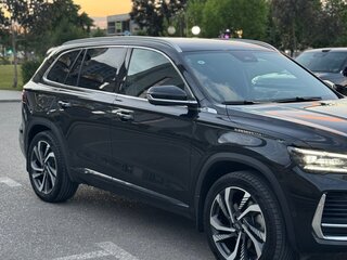 2024 Geely Monjaro (Xingyue L) I, чёрный, 2780000 рублей, вид 3