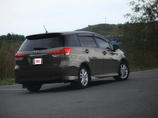 2009 Toyota Wish II, коричневый, 1150000 рублей, вид 3