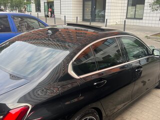 2021 BMW 3 серии 330i xDrive VII (G2x), чёрный, 3750000 рублей, вид 4